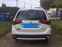 Gebraucht Mitsubishi Outlander Basis 150 PS (110 kW) 2017 Weiß SUV