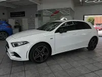 Gebraucht Mercedes A250 AMG line 160 PS (117 kW) 2021 Polarweiss  unilack Limousine