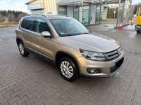 Gebraucht VW Tiguan Sportline 179 PS (131 kW) 2011 Beige SUV
