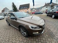 Gebraucht Volvo V60 CC 190 PS (139 kW) 2015 Braun Kombi