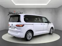 Second-hand VW Multivan Basis 150 CP (110 kW) 2024 Monovolum