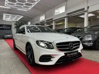 Gebraucht Mercedes E220 AMG 194 PS (142 kW) 2017 Weiß Limousine
