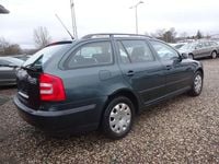 Gebraucht Skoda Octavia Ambiente 160 PS (117 kW) 2008 Grün Kombi