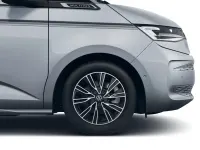 Gebraucht VW Multivan Style 150 PS (110 kW) 2025 Silber Van / Kleinbus