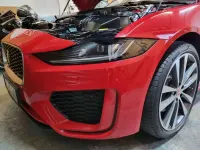 Gebraucht Jaguar XE R-Dynamic 179 PS (131 kW) 2019 Rot Limousine