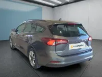 Gebraucht Ford Focus 125 PS (91 kW) 2022 Grau Kombi