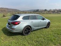 Gebraucht Opel Astra Exklusiv 170 PS (125 kW) 2014 Silber Kombi