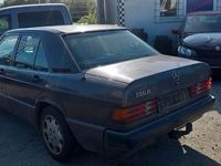 Gebraucht Mercedes 190 75 PS (55 kW) 1992 Grau Limousine