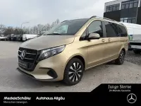 Gebraucht Mercedes V220 163 PS (119 kW) 2024 Gold Van / Kleinbus