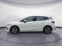 Gebraucht BMW 220 Active Tourer 156 PS (114 kW) 2025 Weiß Van / Kleinbus