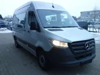 Używany Mercedes Sprinter 170 KM (125 kW) 2023 Srebrny Van
