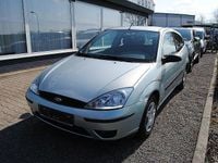 Gebraucht Ford Focus Trend 101 PS (74 kW) 2002 Silber Limousine