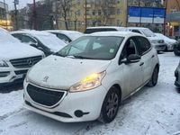 Gebraucht Peugeot 208 Access 68 PS (50 kW) 2013 Weiß Kleinwagen