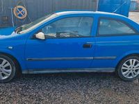 Usado Opel Astra 101 HP (74 kW) 2001 Azul Coupé