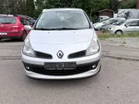 Gebraucht Renault Clio Dynamique 75 PS (55 kW) 2005 Platingrau Kleinwagen