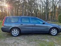 Używany Volvo V70 140 KM (102 kW) 2004 Czarny Kombi