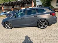 Gebraucht Opel Astra 194 PS (142 kW) 2015 Grau Kombi