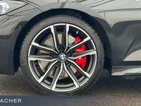 Gebraucht BMW 340 374 PS (275 kW) 2024 Saphirschwarz metallic Kombi