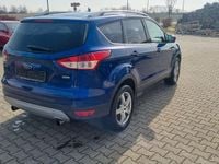 Gebraucht Ford Kuga Trend 150 PS (110 kW) 2016 Blau SUV
