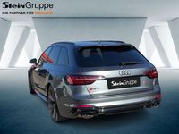 Gebraucht Audi RS4 Ambiente 450 PS (330 kW) 2023 Daytonagrau perleffekt Kombi