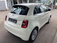 Gebraucht Fiat 500e Basis 86 kW (118 PS) 2023 Colore esterno (arktis weiß) Limousine