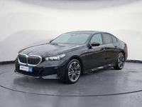 Gebraucht BMW 520 M Sport 197 PS (144 kW) 2025 Schwarz Limousine