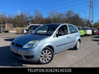 Gebraucht Ford Fiesta 80 PS (58 kW) 2005 Blau Kleinwagen