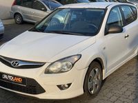Gebraucht Hyundai i30 Classic 109 PS (80 kW) 2011 Weiß Limousine