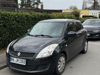 Second-hand Suzuki Swift 94 CP (69 kW) 2012 Negru Hatchback