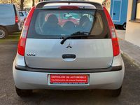 Gebraucht Mitsubishi Colt Invite 95 PS (69 kW) 2005 Silber Kleinwagen