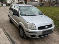 Gebraucht Ford Fusion 100 PS (73 kW) 2005 Silber Kleinwagen