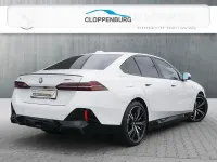 Gebraucht BMW i5 M Sport 250 kW (340 PS) 2025 Weiß Limousine