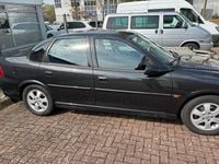 Begagnad Opel Vectra 100 HK (73 kW) 2001 Svart Sedan