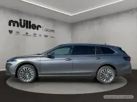 Neu Skoda Superb LAURIN & KLEMENT 204 PS (150 kW) 2025 Grau Kombi