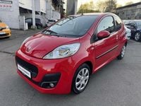 Gebraucht Peugeot 107 Active 68 PS (50 kW) 2012 Rot Kleinwagen