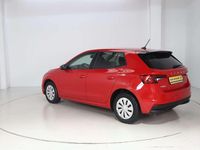 Gebraucht Skoda Fabia 65 PS (47 kW) 2022 Rot Limousine