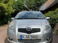 Gebraucht Toyota Yaris Executive 87 PS (63 kW) 2007 Silber Kleinwagen