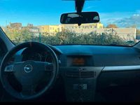 Gebraucht Opel Astra 101 PS (74 kW) 2004 Silber Kleinwagen