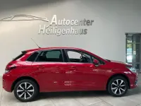 Używany Citroën C4 110 KM (80 kW) 2018 Czerwony Sedan/Limuzyna