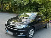 Gebraucht Peugeot 206 CC 109 PS (80 kW) 2005 Schwarz Cabrio