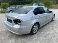 Gebraucht BMW 325 218 PS (160 kW) 2005 Silber Limousine