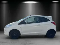 Gebraucht Ford Ka Titanium 69 PS (50 kW) 2015 Weiß Limousine