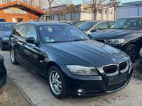 Gebraucht BMW 320 170 PS (125 kW) 2011 Schwarz Kombi