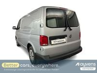 Gebraucht VW T6.1 150 PS (110 kW) 2022 Reflexsilber metallic Van