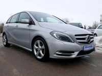 Gebraucht Mercedes B200 Sport 156 PS (114 kW) 2014 Silber Kleinwagen