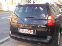 Gebraucht Peugeot 5008 Platinum 150 PS (110 kW) 2010 Lackierung schwarz Van / Kleinbus
