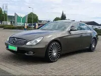 Gebraucht Mercedes CLS500 387 PS (284 kW) 2007 Braun Coupé