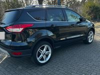 Gebraucht Ford Kuga Titanium 150 PS (110 kW) 2015 Schwarz SUV