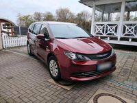 Second-hand Chrysler Pacifica 291 CP (214 kW) 2019 Roșu Monovolum