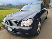 Gebraucht Mercedes C220 150 PS (110 kW) 2006 Schwarz Kombi